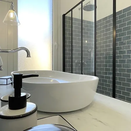 L'armateur - Confort - Standing Marche Apartment